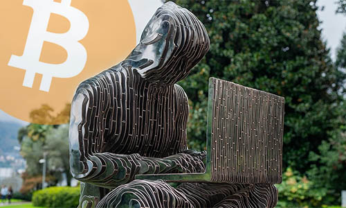 В Лугано украли статую Сатоши, за возвращение предложено 0,1 BTC