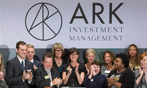 Ark инвестирует в Coinbase, Block и Circle