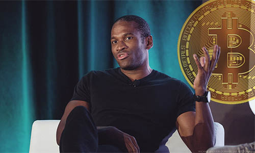 Артур Хейз утверждает, что программа ФРС вернет BTC на $124000