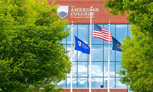 Криптокомпании призывают американские колледжи преподавать DeFi